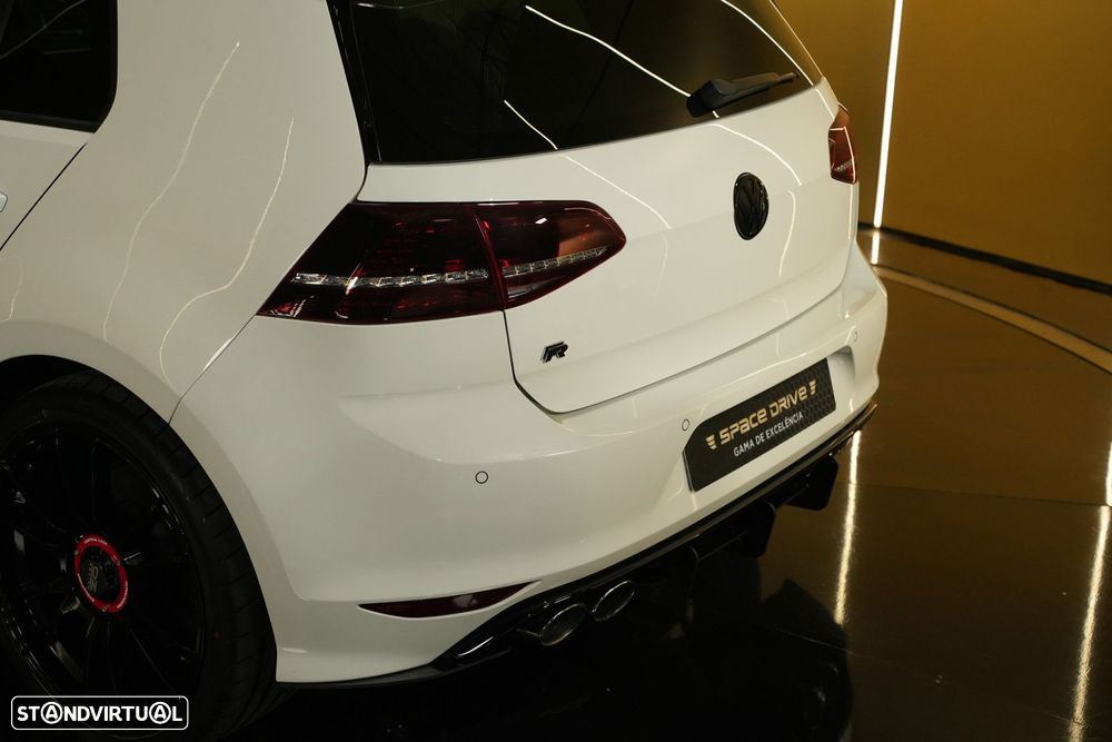 VW Golf 2.0 TSI R DSG - 16