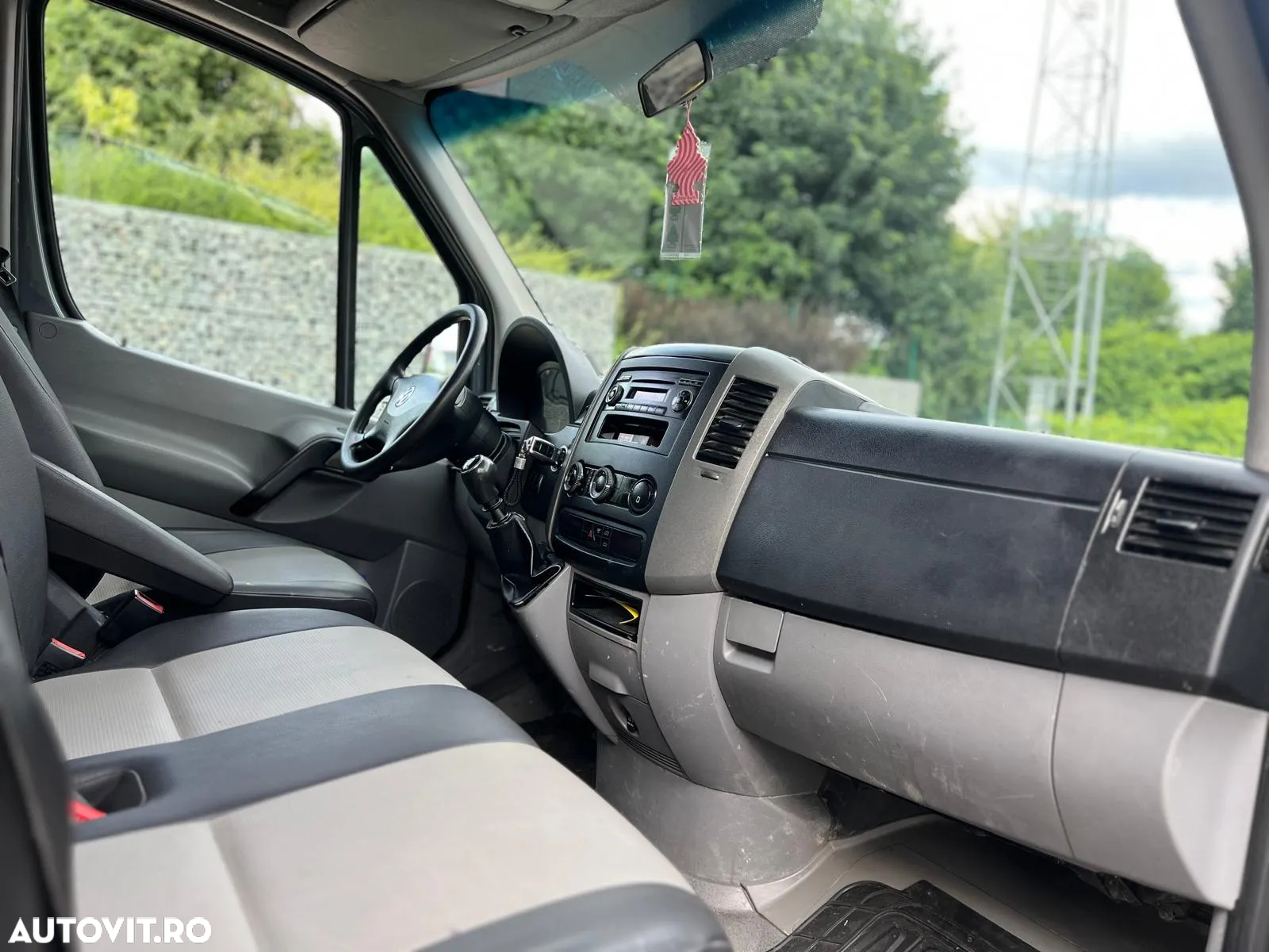 Volkswagen Crafter - 8
