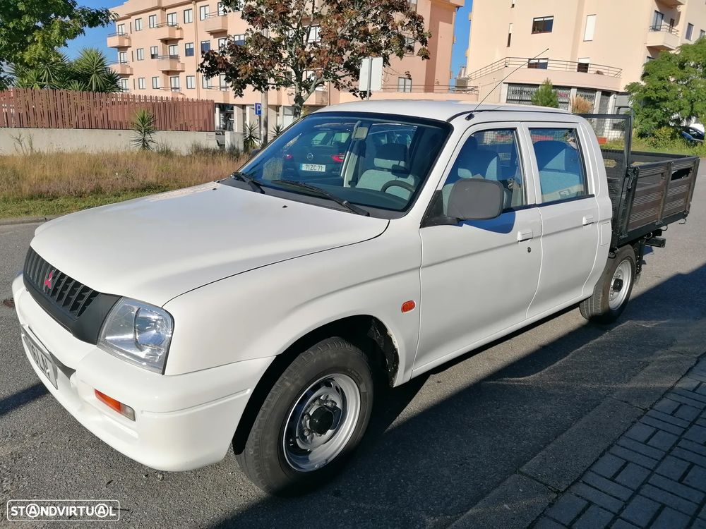 Mitsubishi L200 2,5Turbo - 1