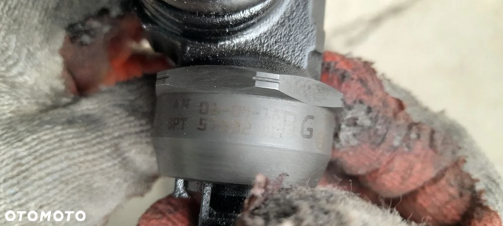POMPOWTRYSKIWACZ AUDI A4 B6 1.9 TDI  038130073AN - 2