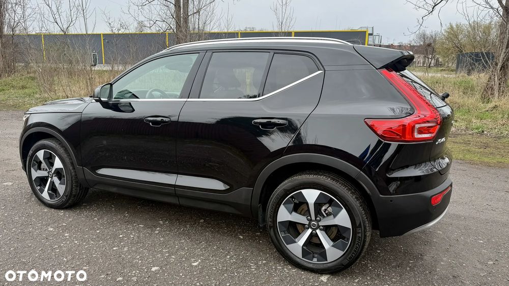 Volvo XC 40 B5 B AWD Momentum Pro - 15