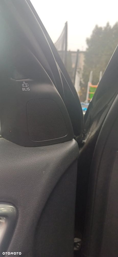 Volvo V60 D4 Summum - 19