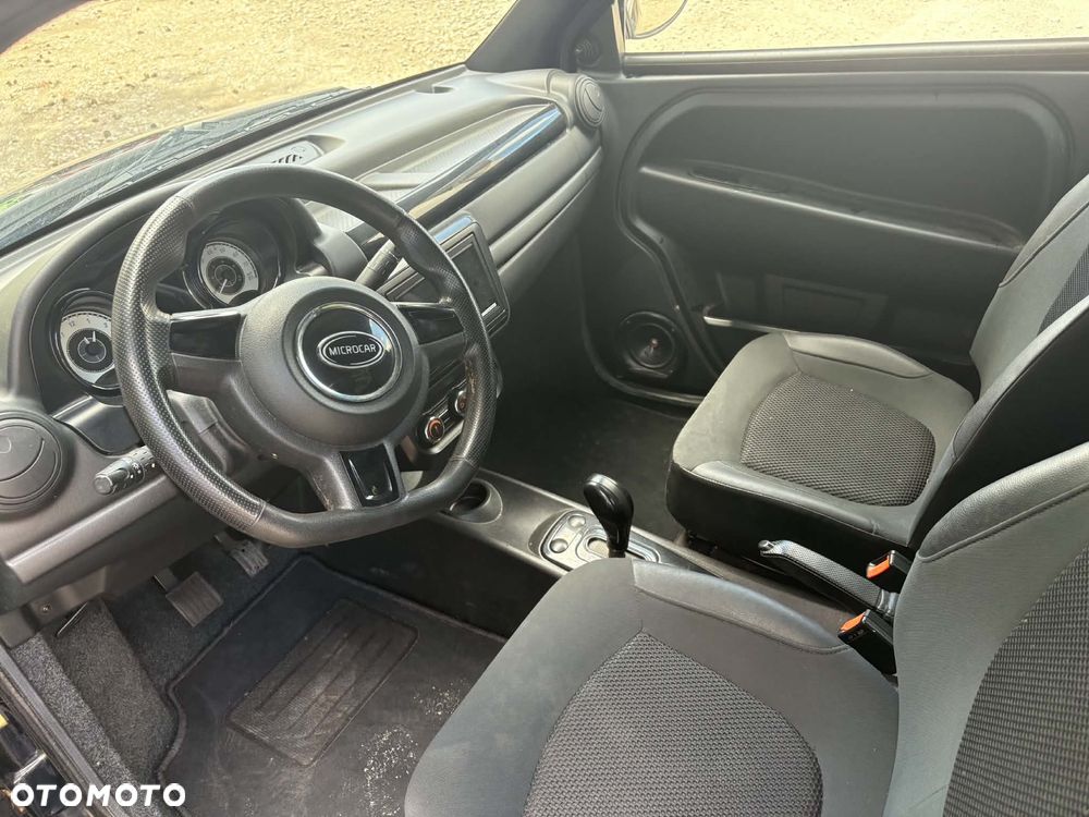 Microcar DUE - 10