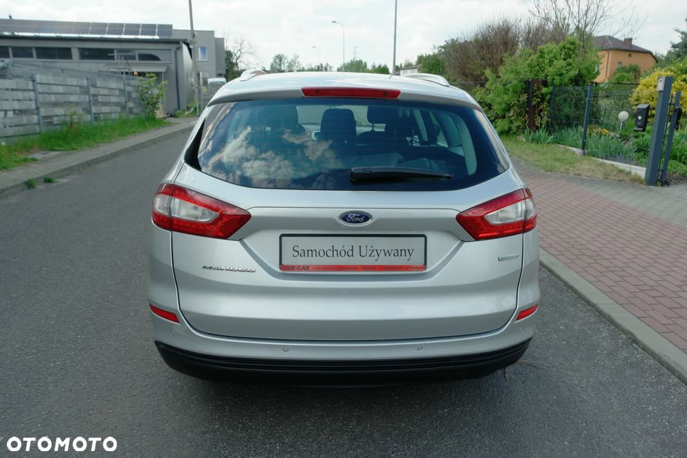Ford Mondeo - 8
