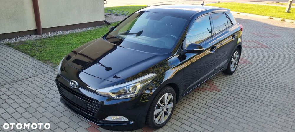 Hyundai i20 1.1 CRDi Star Edition - 10