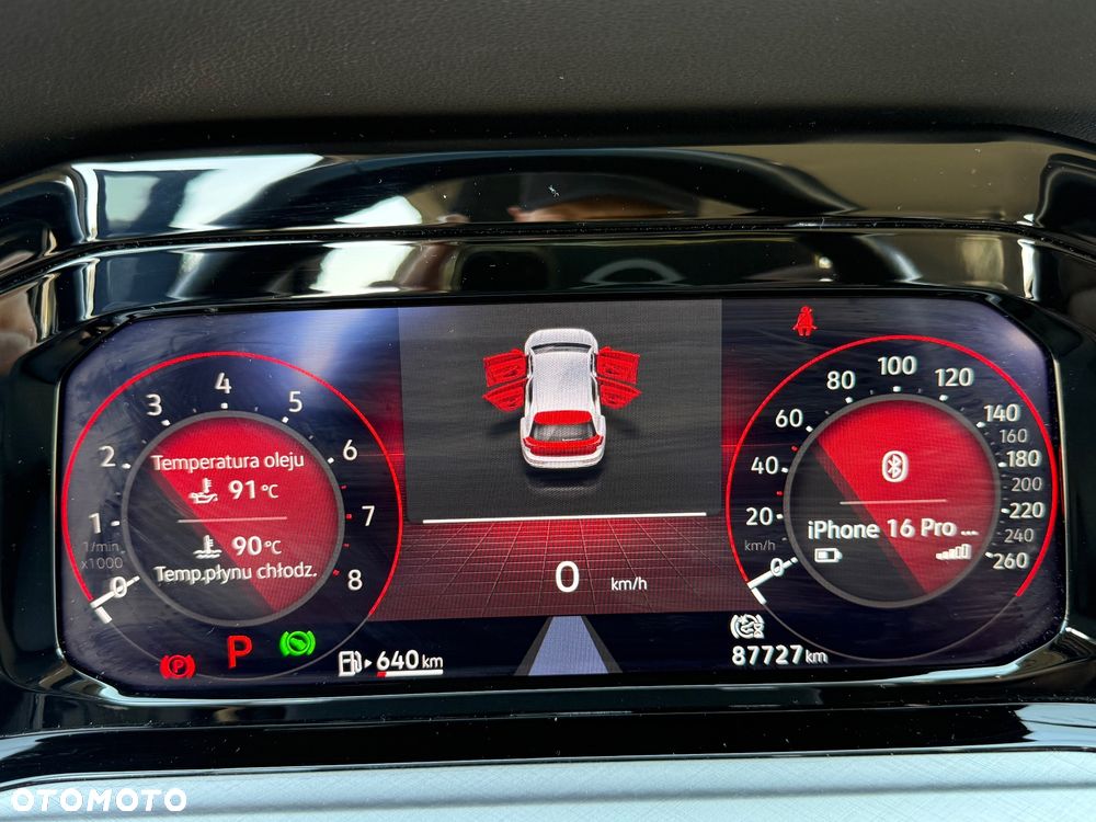 Volkswagen Golf 1.5 eTSI EVO Style DSG - 10