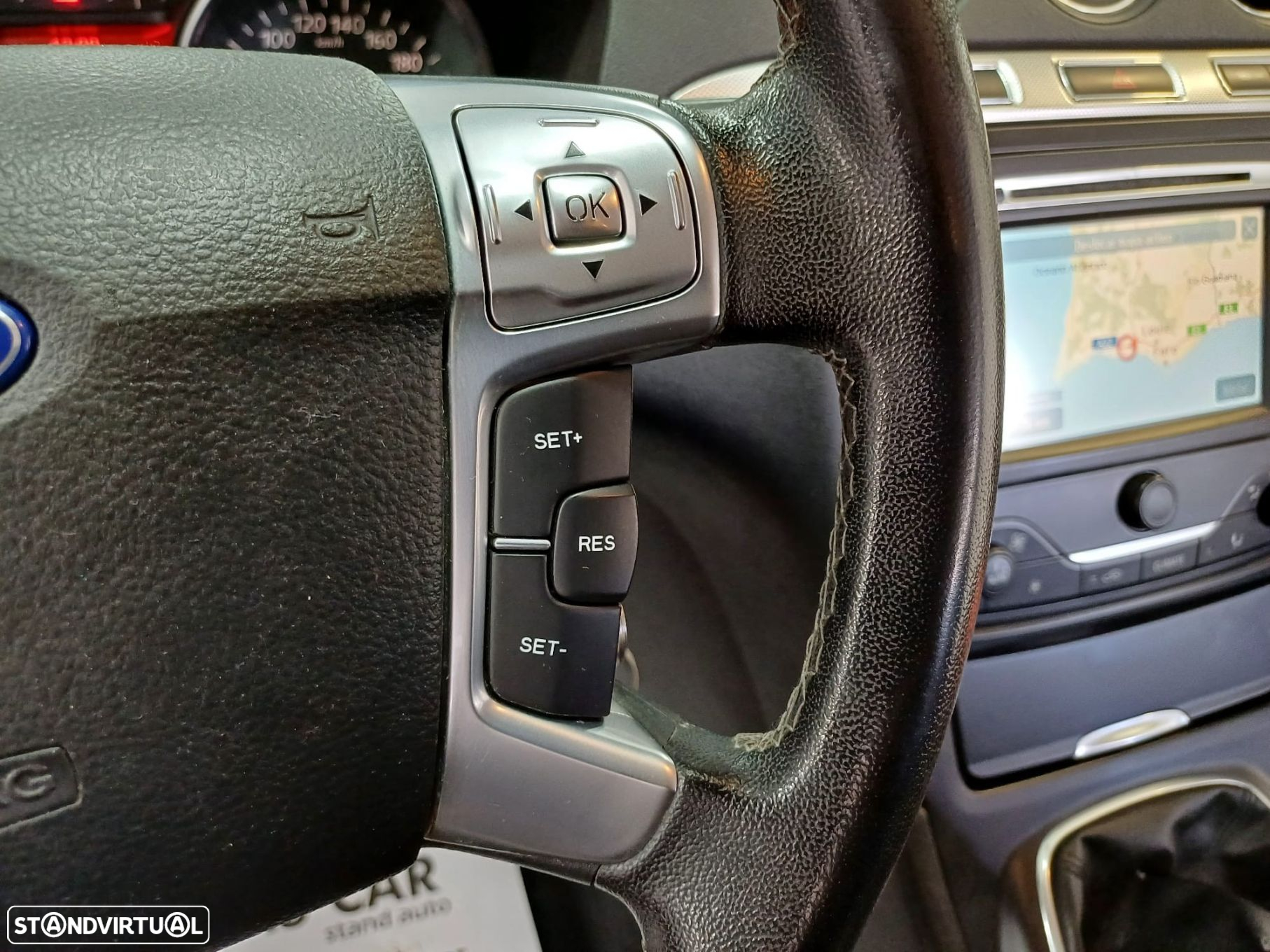 Ford S-Max - 16