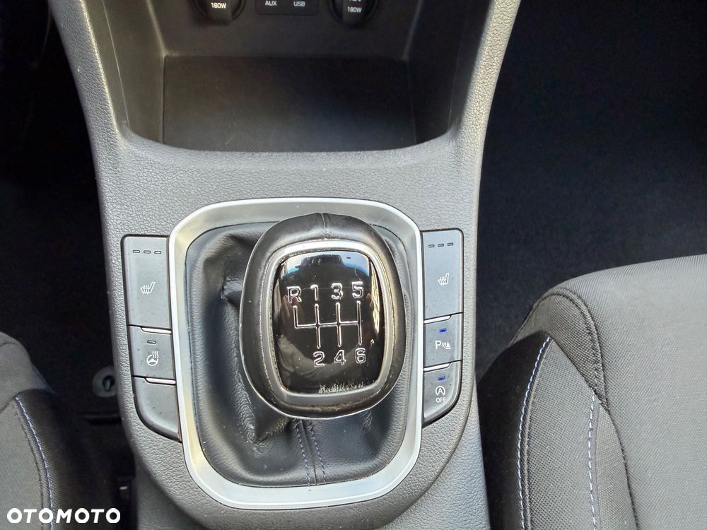 Hyundai i30 1.4 T-GDI GO Plus - 25