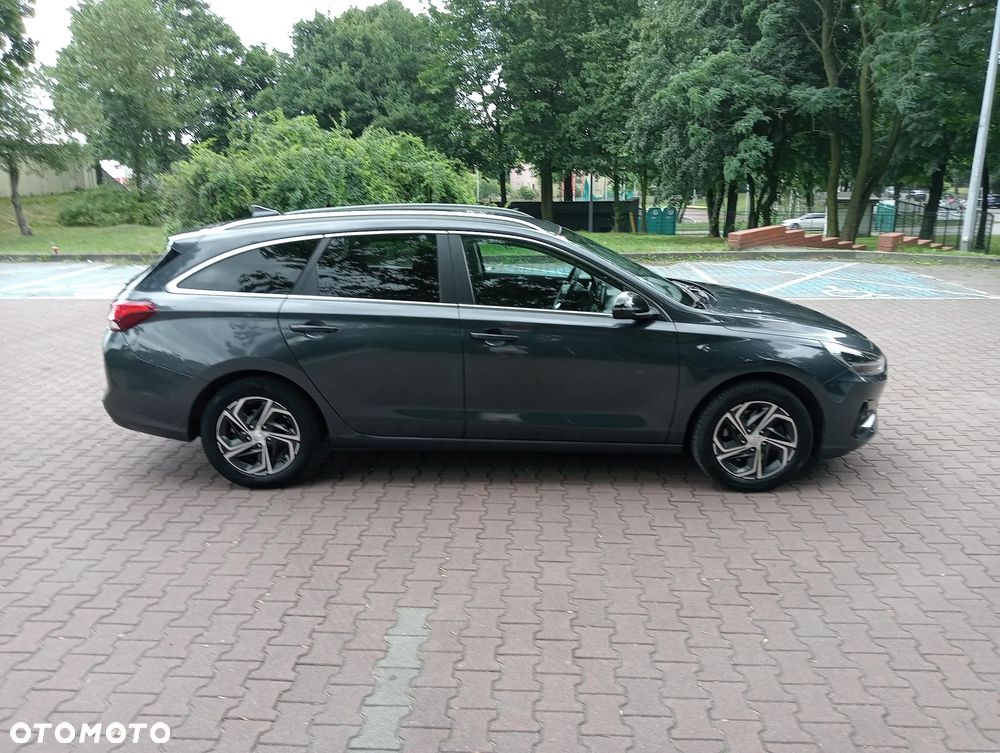 Hyundai i30 1.5 DPI Smart - 12