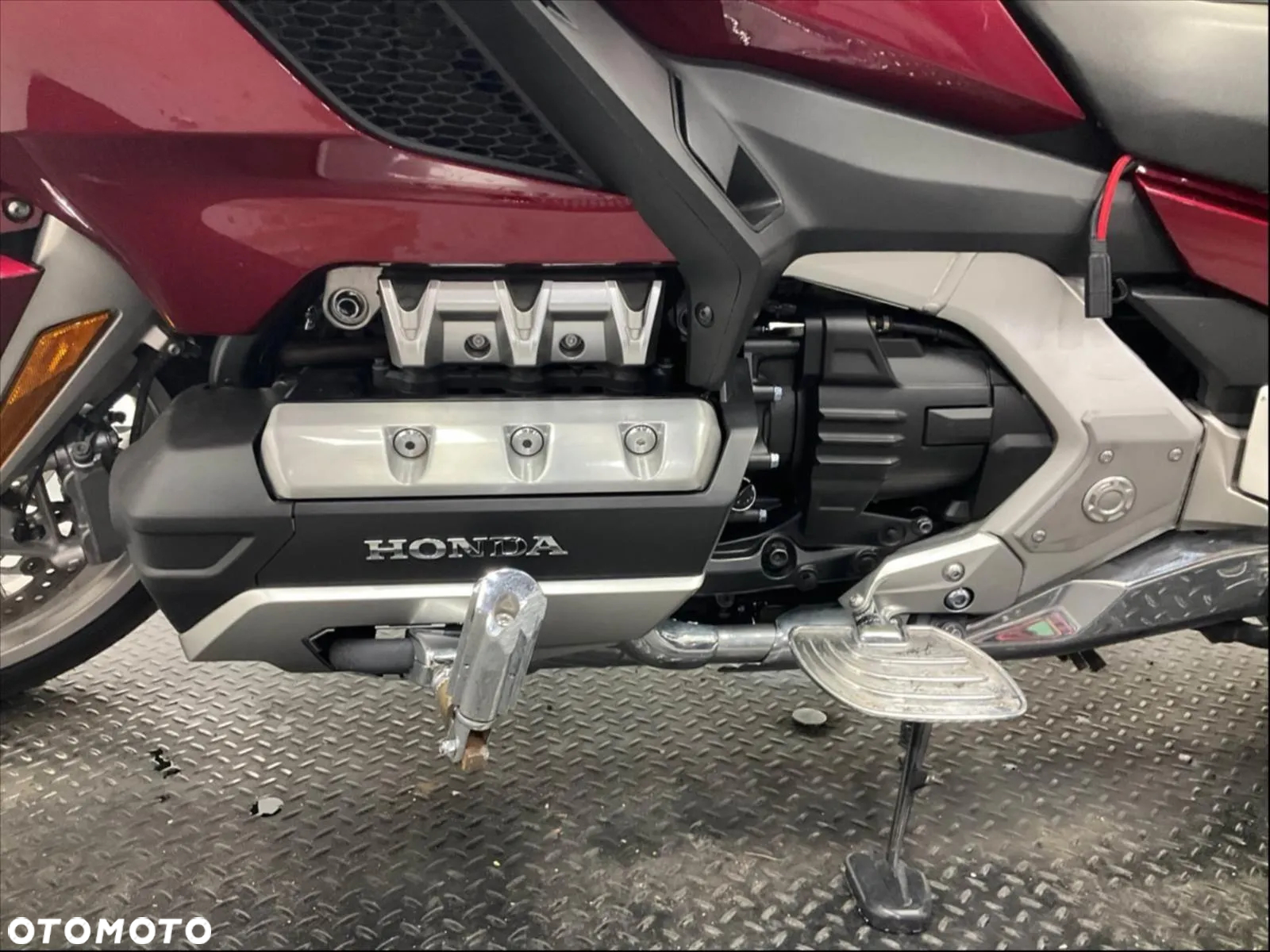 Honda GL - 9