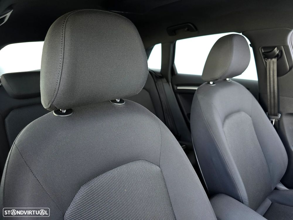 Audi A3 Sportback 30 TFSI S-line - 25