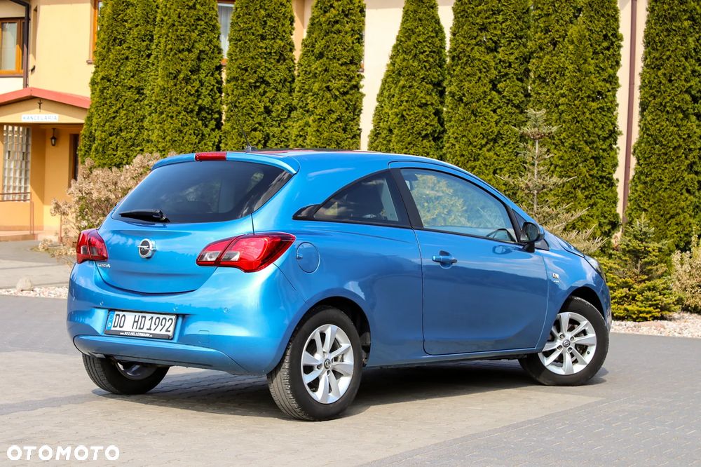 Opel Corsa 1.4 16V Cosmo - 7