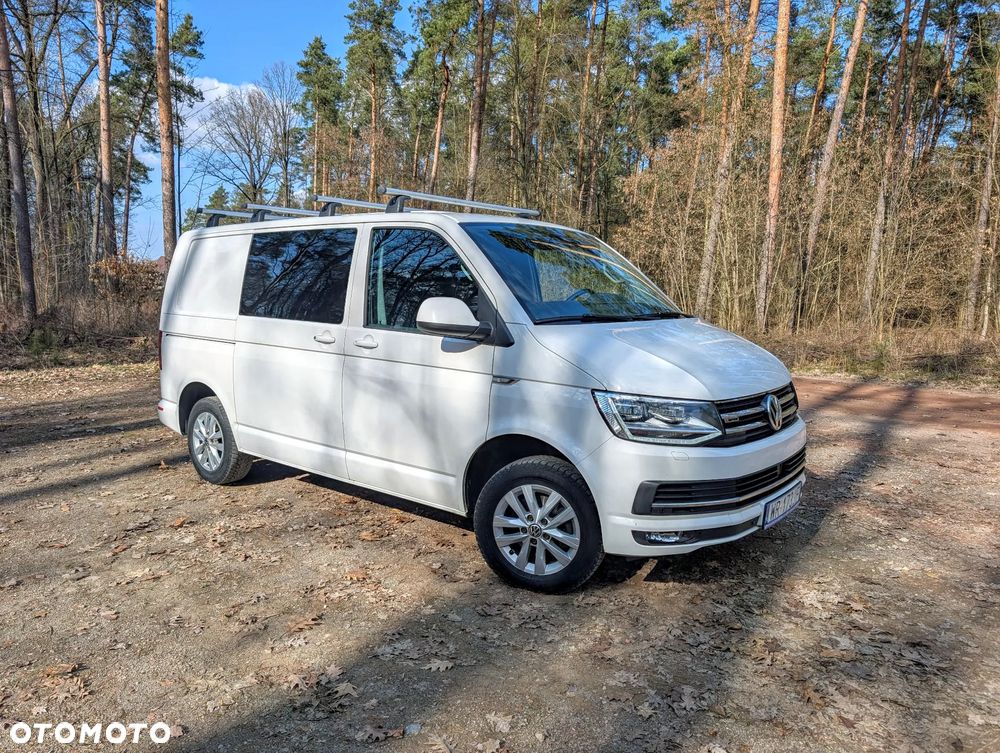 Volkswagen Transporter - 1