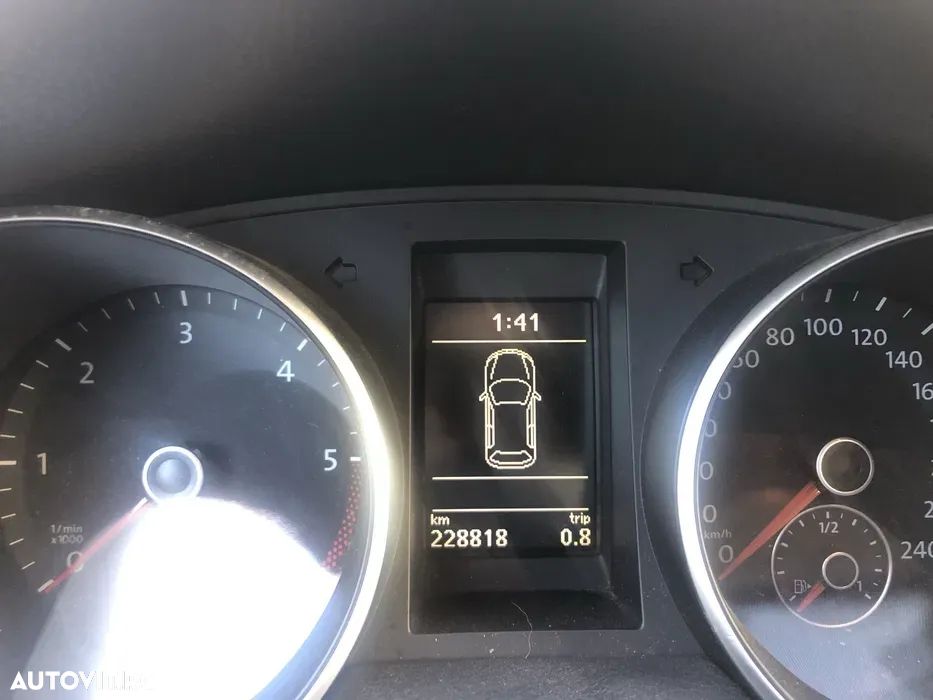 Volkswagen Golf Variant 1.6 TDI (BlueMotion Technology) Comfortline - 6