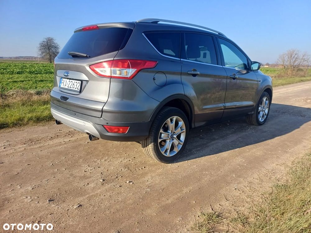 Ford Kuga - 2