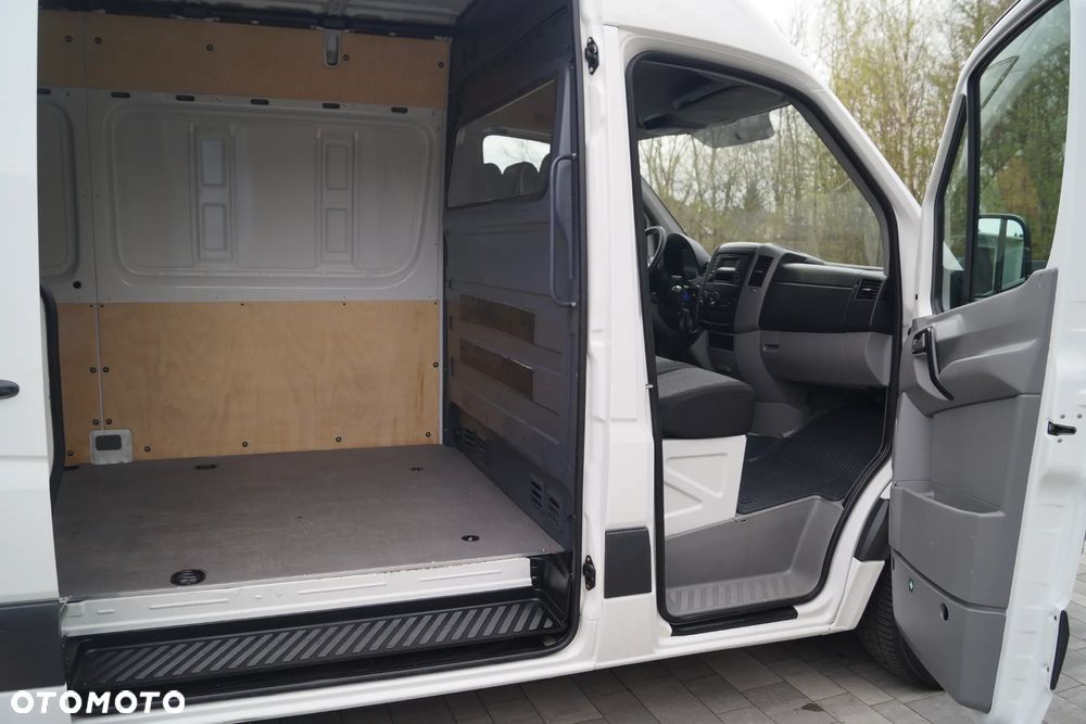 Volkswagen Crafter - 13