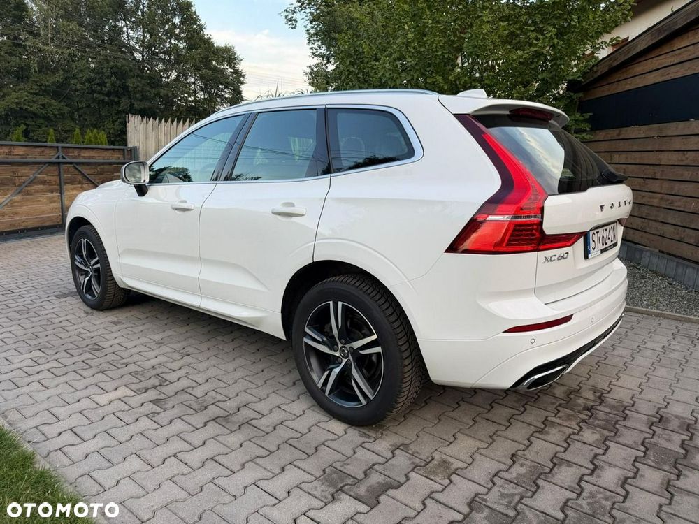 Volvo XC 60 D3 R-Design - 3