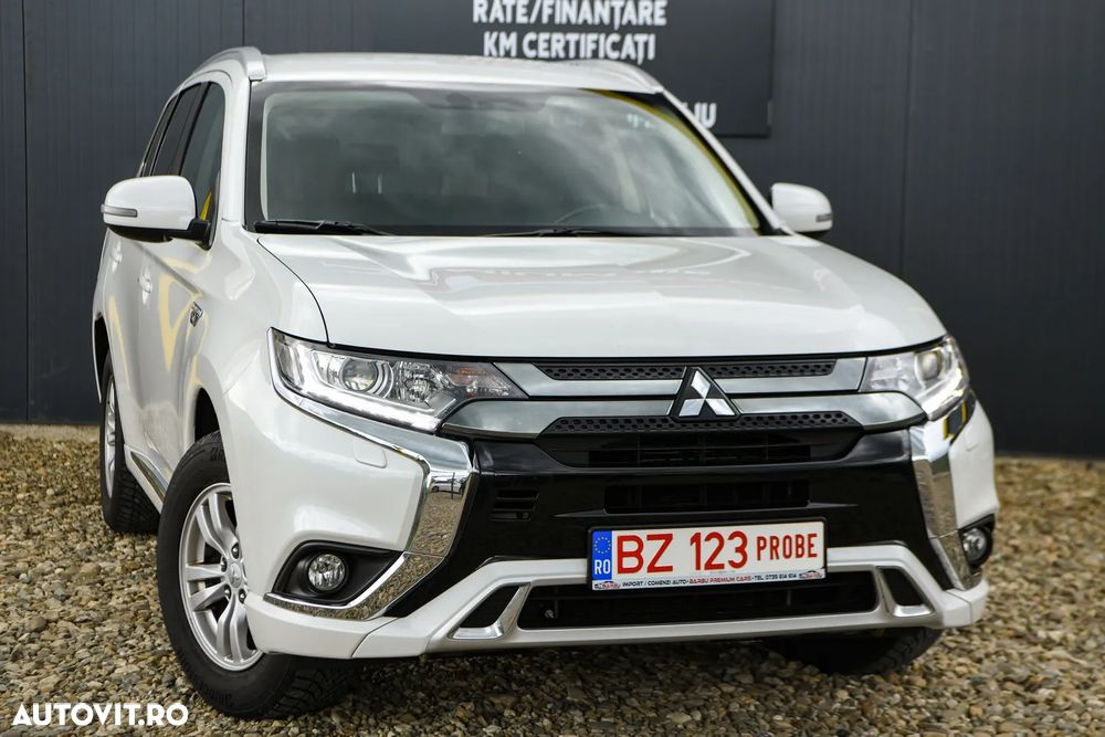 Mitsubishi Outlander 2.4 4WD - 26