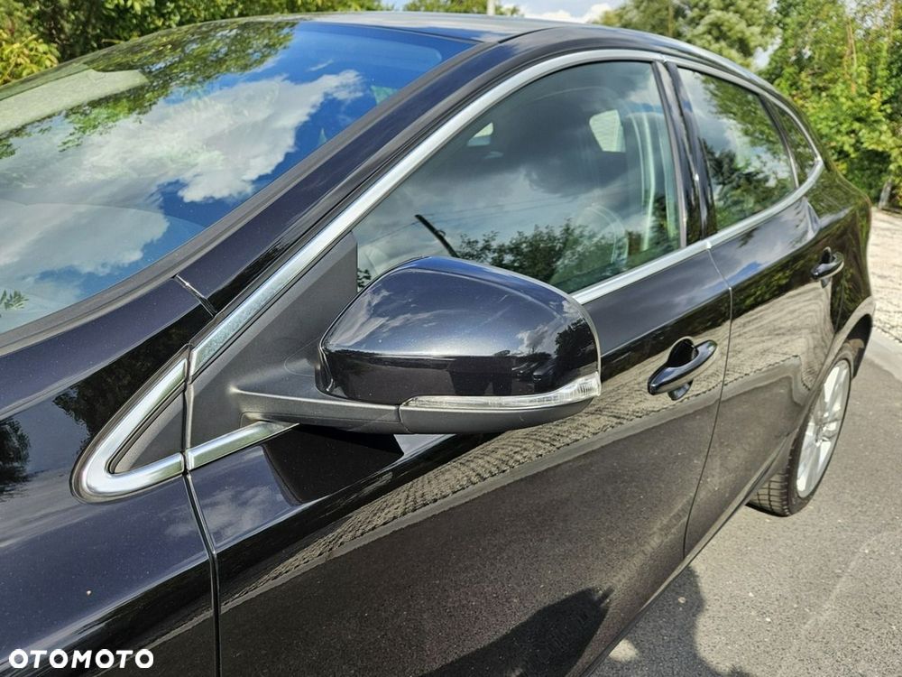 Volvo V40 - 22