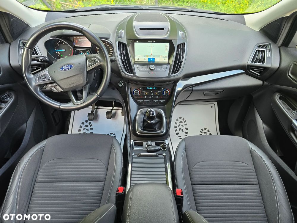 Ford Kuga 2.0 TDCi 4WD Titanium - 24