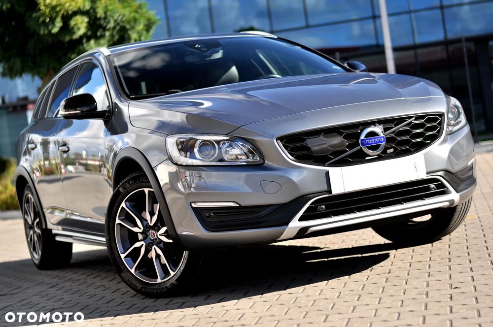 Volvo V60 Cross Country D3 Drive-E Summum - 5
