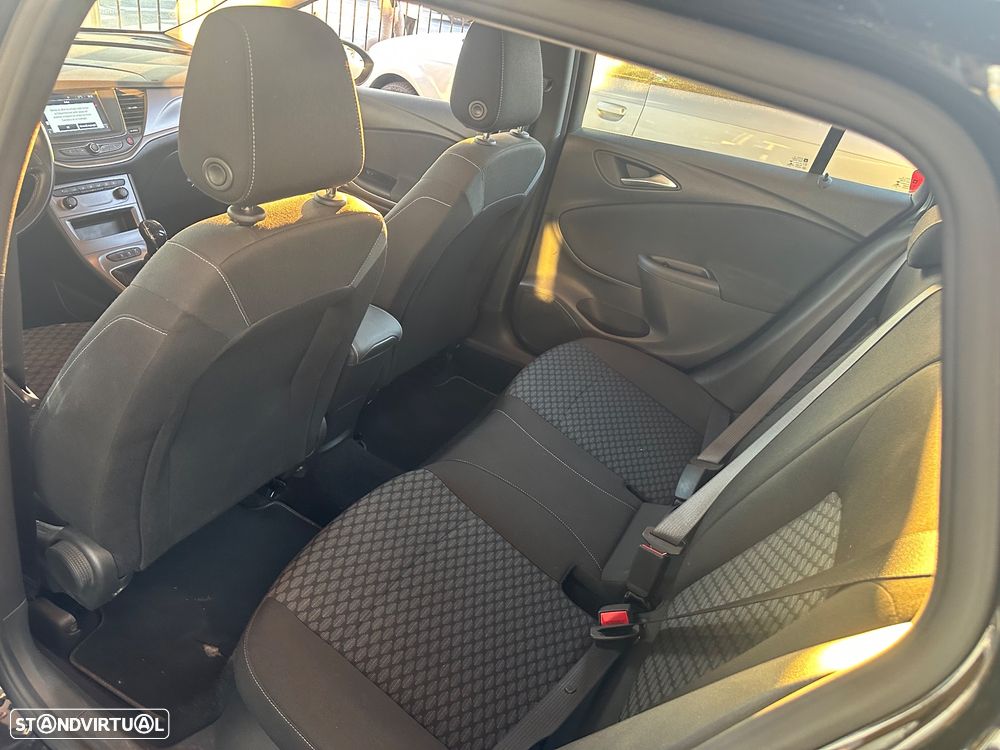 Opel Astra Sports Tourer 1.5 D Business Edition S/S - 11