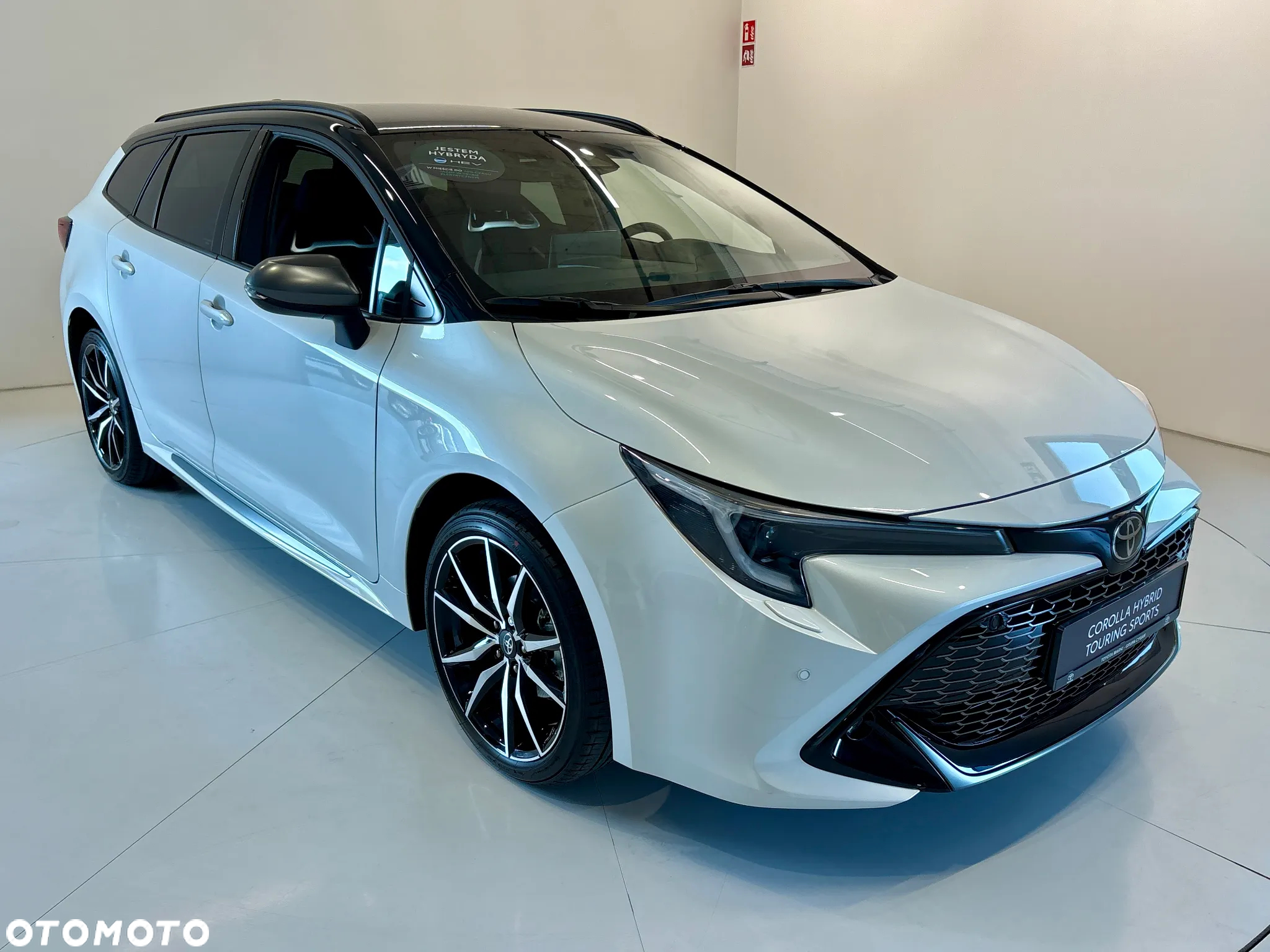 Toyota Corolla 1.8 Hybrid GR Sport - 2