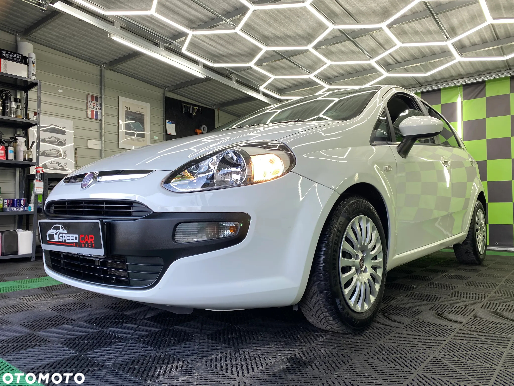 Fiat Grande Punto 1.4 8V Active - 5