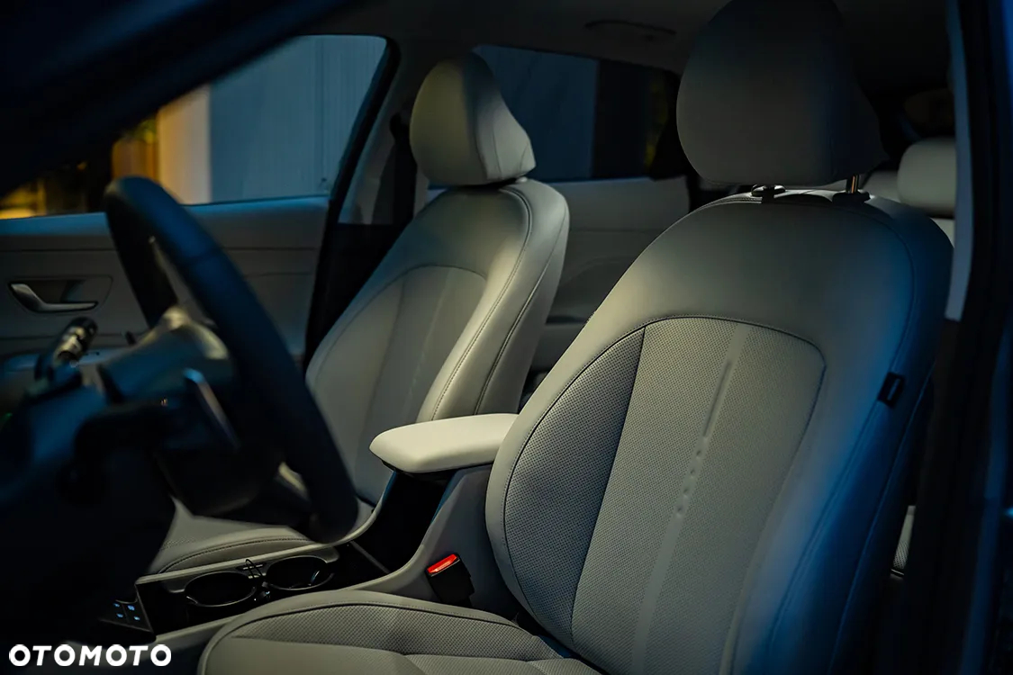 Hyundai Kona 1.6 GDI Hybrid Platinum DCT - 36