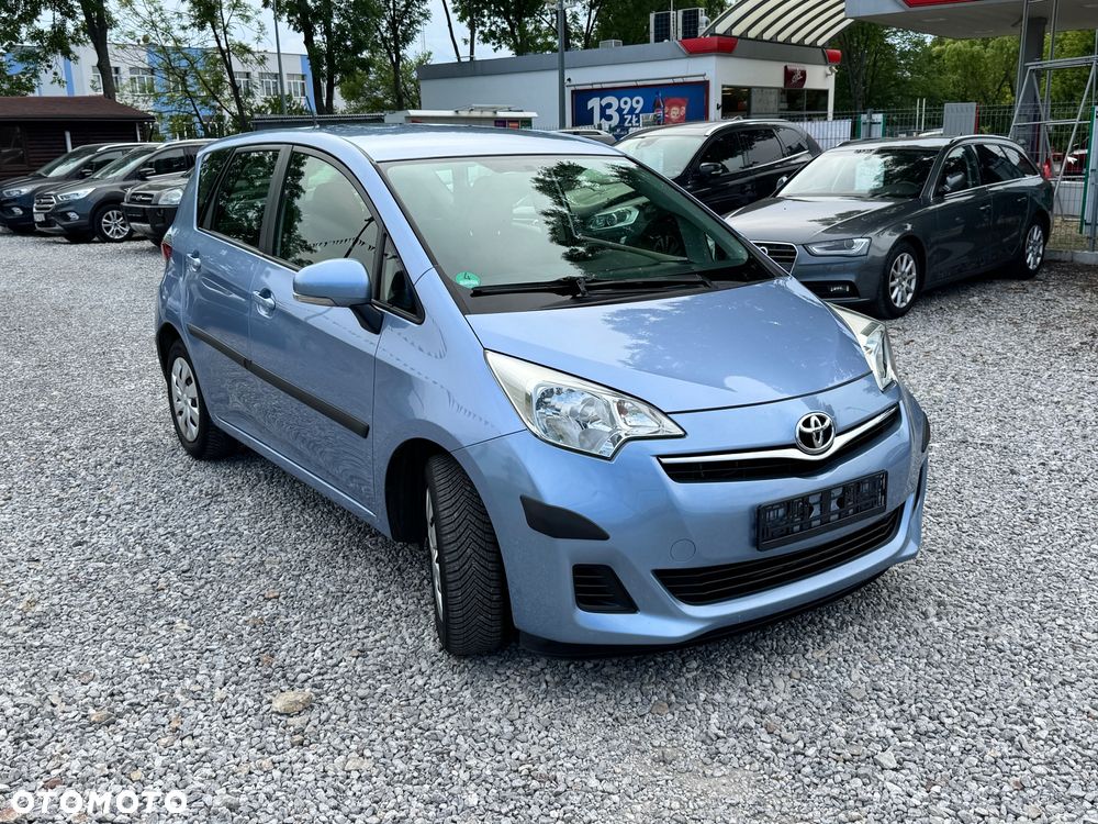 Toyota Verso S - 16