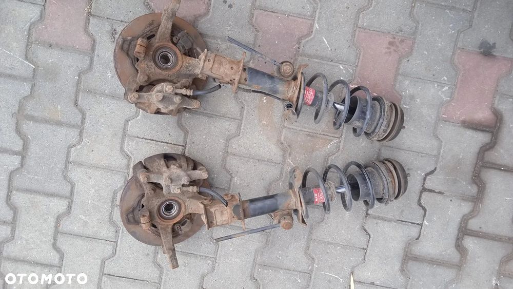 McPherson amortyzator przód lewy prawy Opel Corsa C - 2
