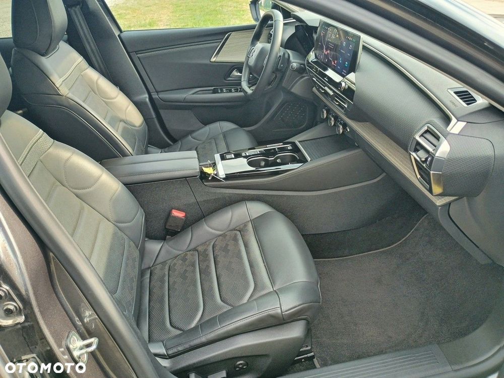 Citroën C5X 1.2 PureTech Shine EAT8 - 15