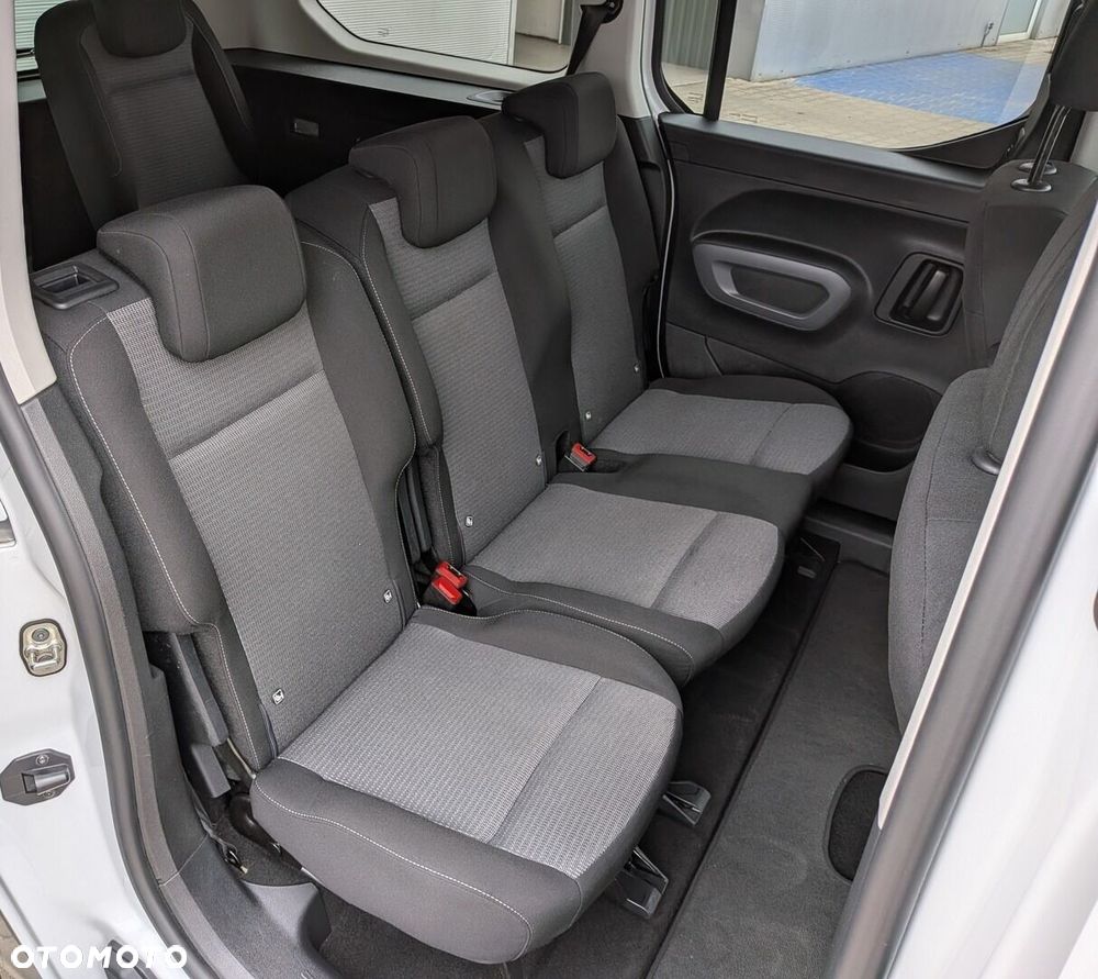 Toyota Proace City Verso Long 1.5 D-4D Business - 30