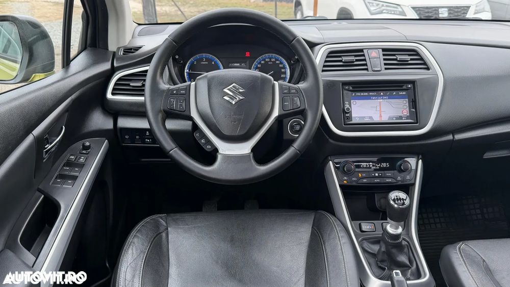 Suzuki S-Cross - 18