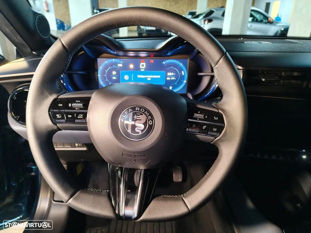Alfa Romeo Junior Elletrica 50 kWh - 31