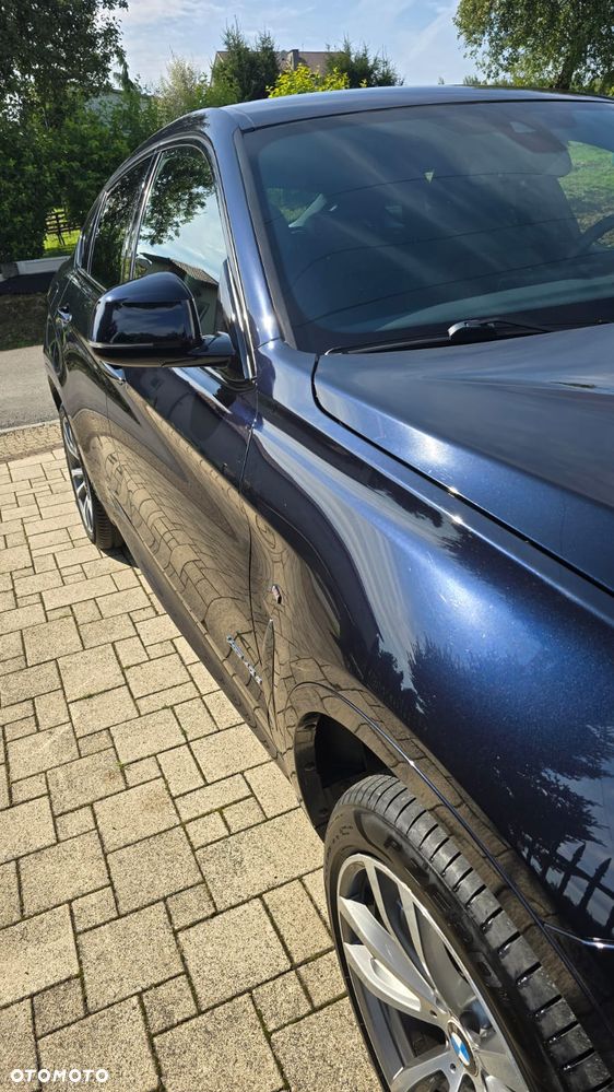 BMW X6 xDrive40d - 11
