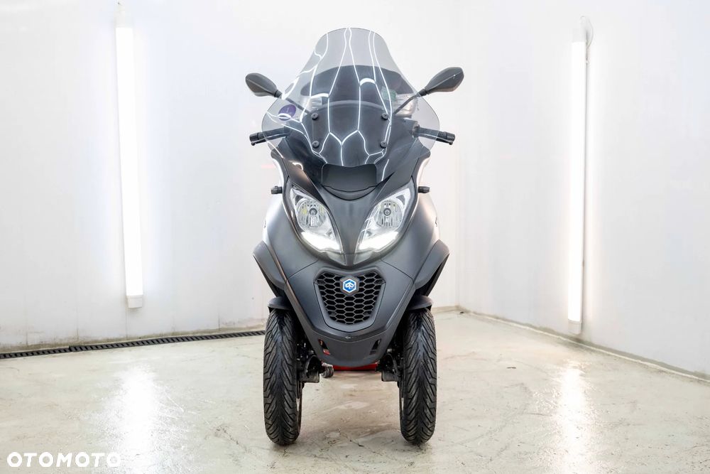 Piaggio MP-3 - 3