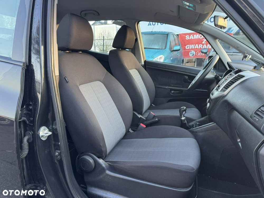 Kia Venga 1.4 CVVT Vision - 21