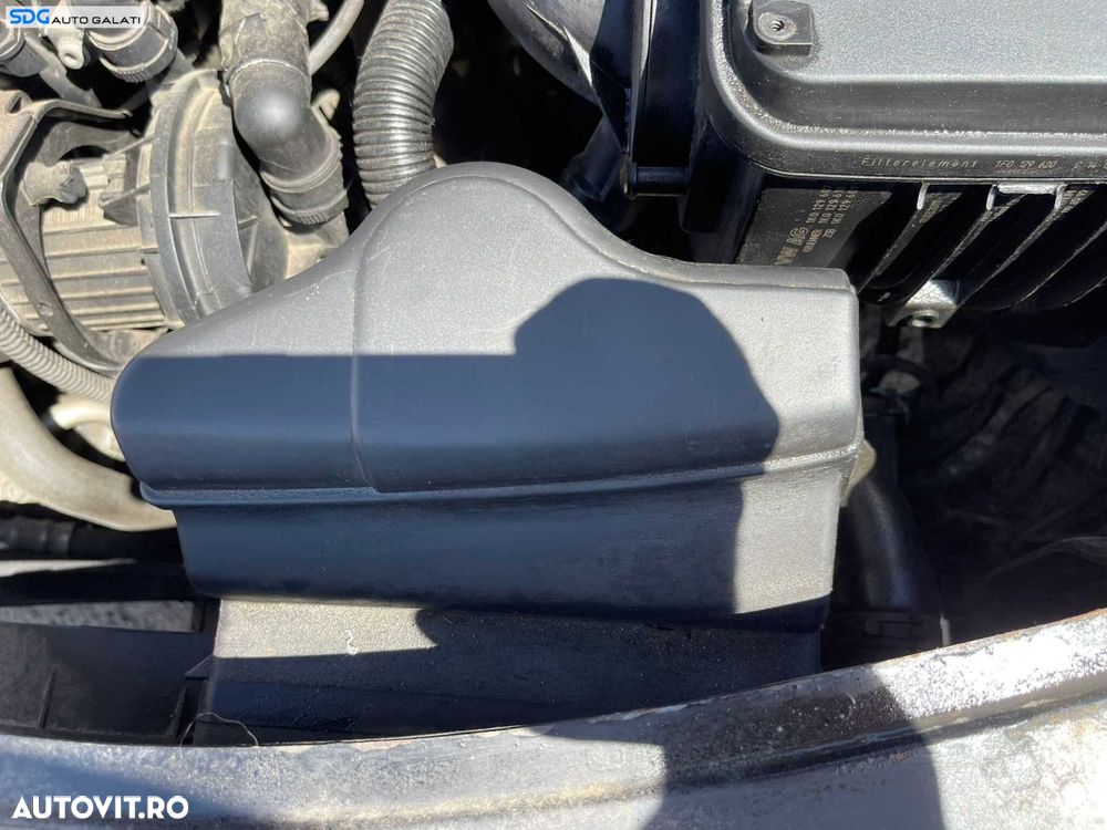 Priza Deflector Difuzor Captare Aer Skoda Octavia 2 Skoda Octavia 2 1.6 FSI 2004 - 2013 [C4120] - 1