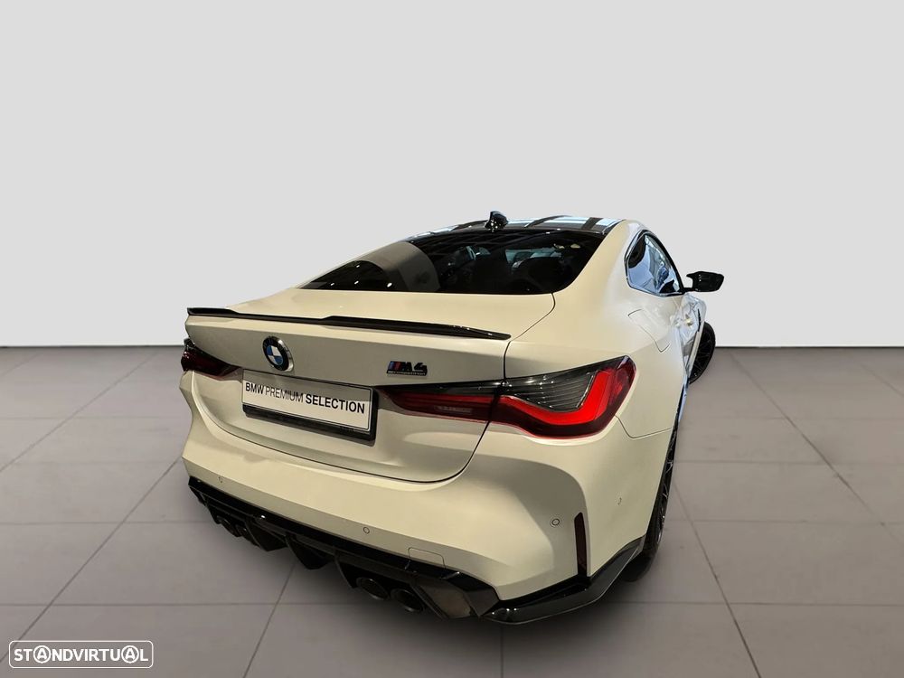 BMW M4 Competition - 4
