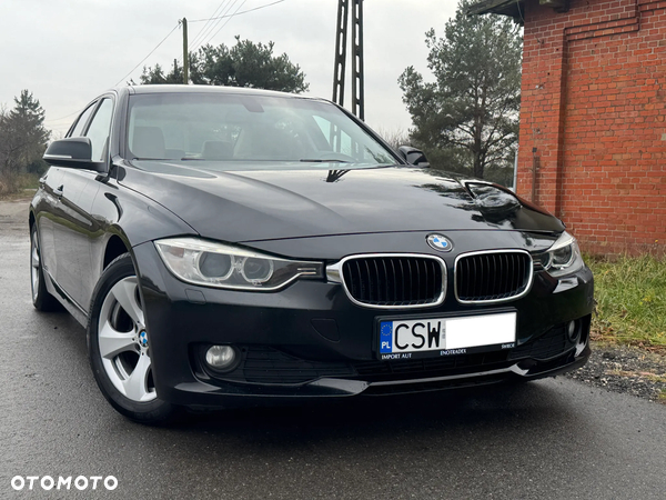 BMW Seria 3 320d Efficient Dynamic Edition Blue Performan Luxury Line