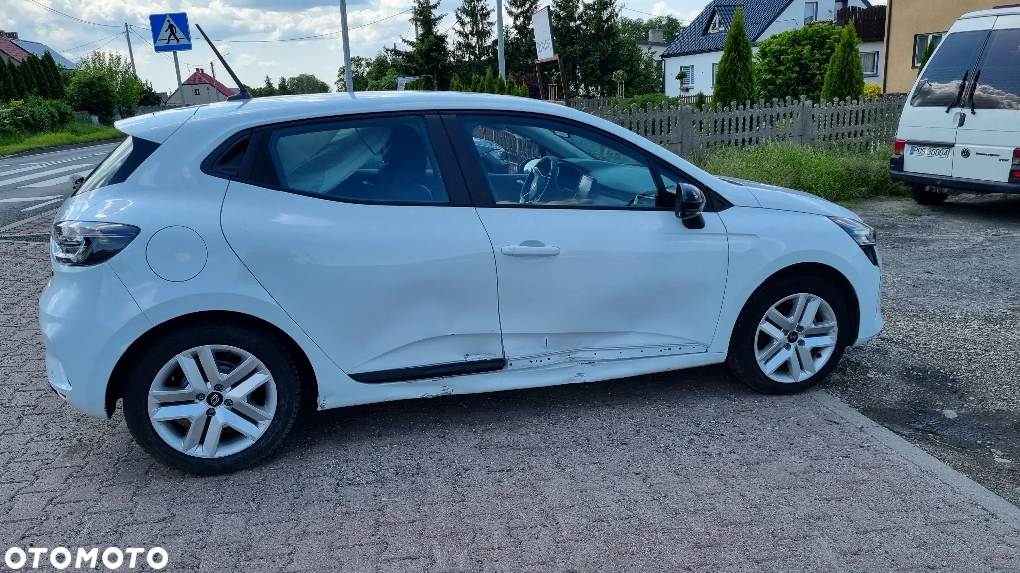 Renault Clio 1.6 E-TECH Equilibre - 2
