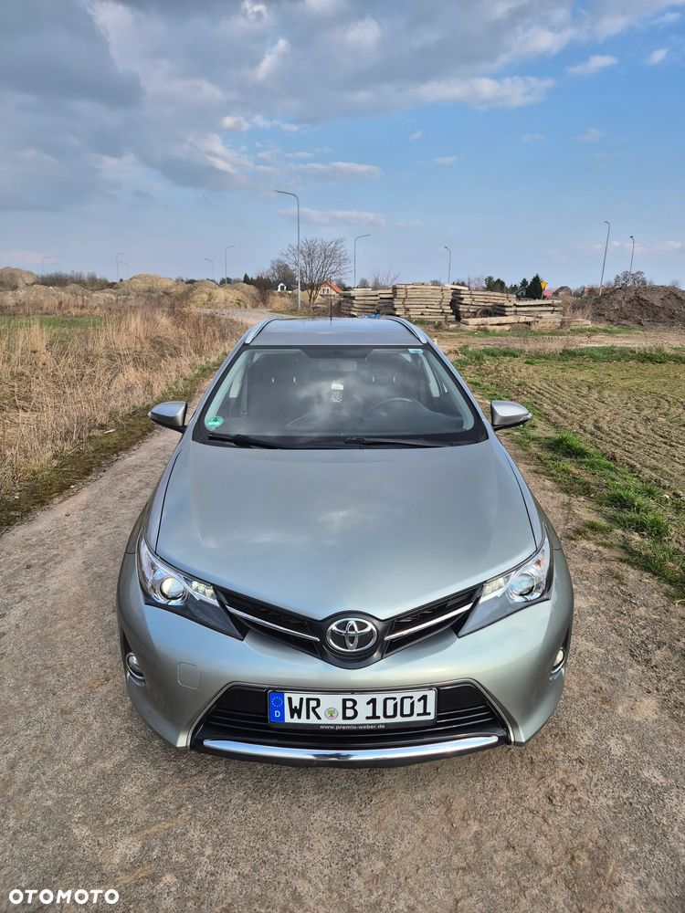 Toyota Auris 2.0 D-4D Executive - 2