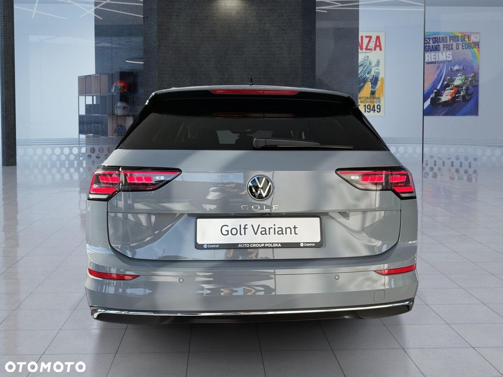 Volkswagen Golf Variant - 10