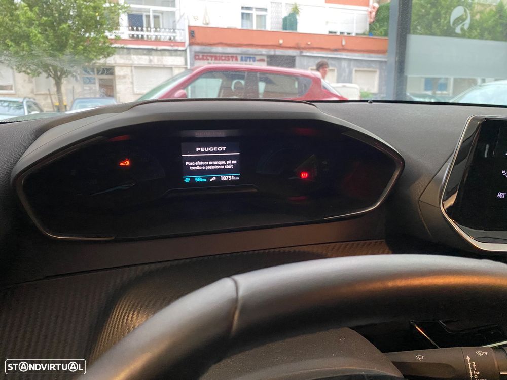 Peugeot e-208 50 kWh Allure Pack - 9