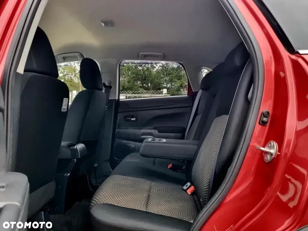 Mitsubishi ASX 1.6 Invite - 11
