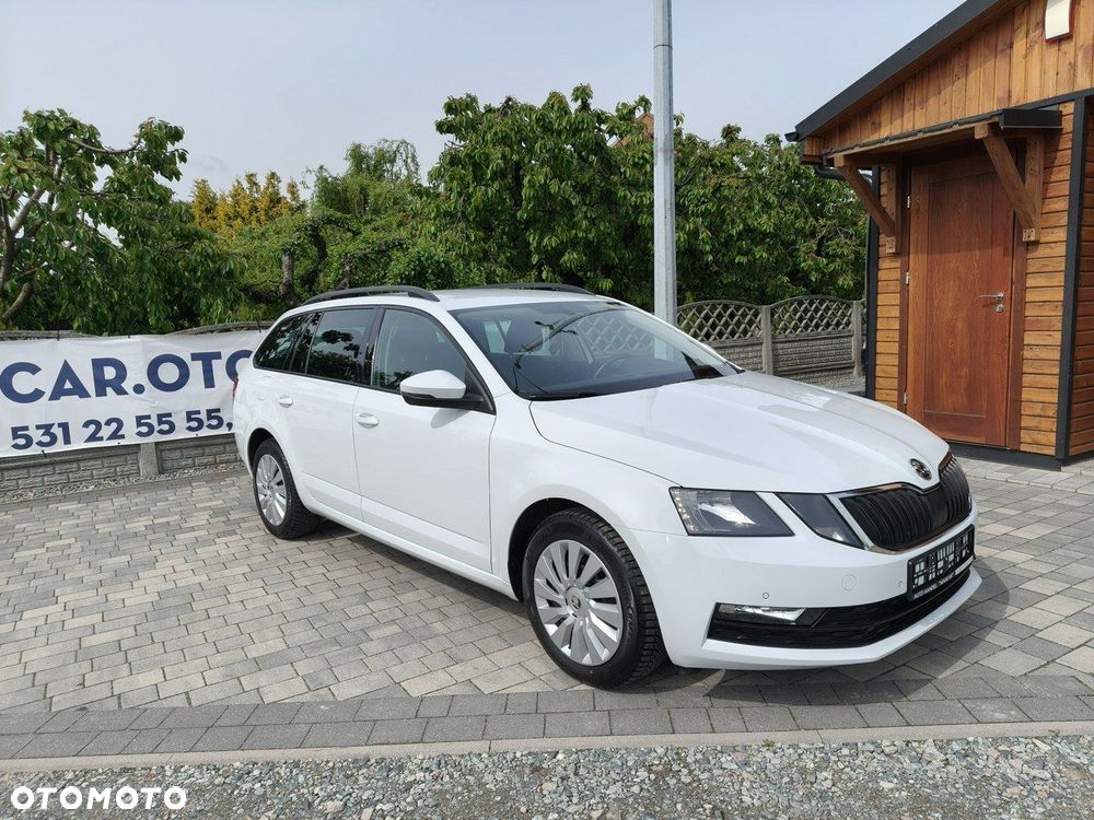 Skoda Octavia - 1