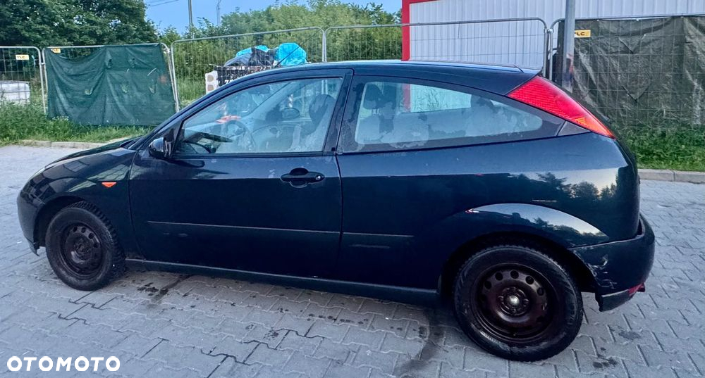 Ford Focus 1.6 16V Ambiente - 3
