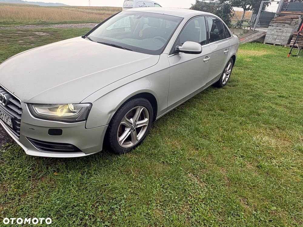 Audi A4 Limousine 1.8 TFSI Quattro Line - 5