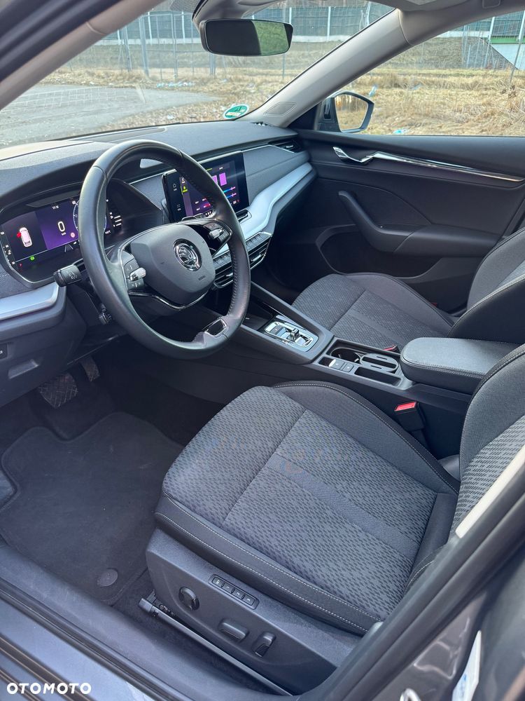 Skoda Octavia 2.0 TDI DSG Edition - 29